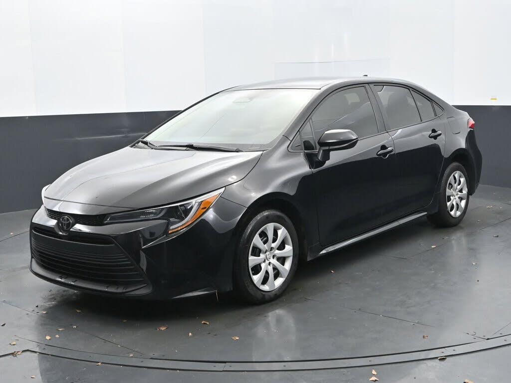 2024 Toyota Corolla LE FWD