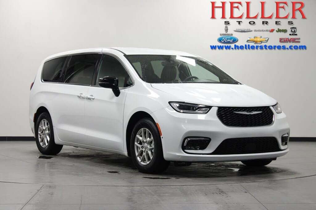 2025 Chrysler Pacifica Select FWD