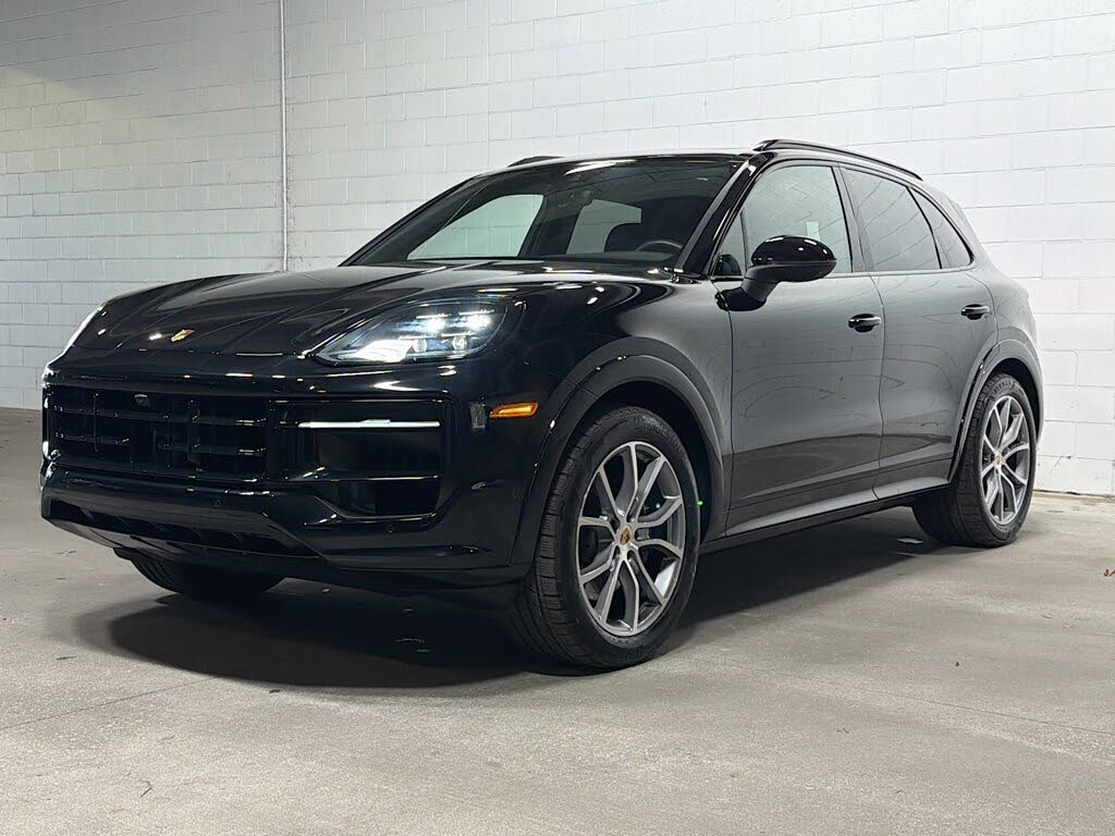2025 Porsche Cayenne AWD