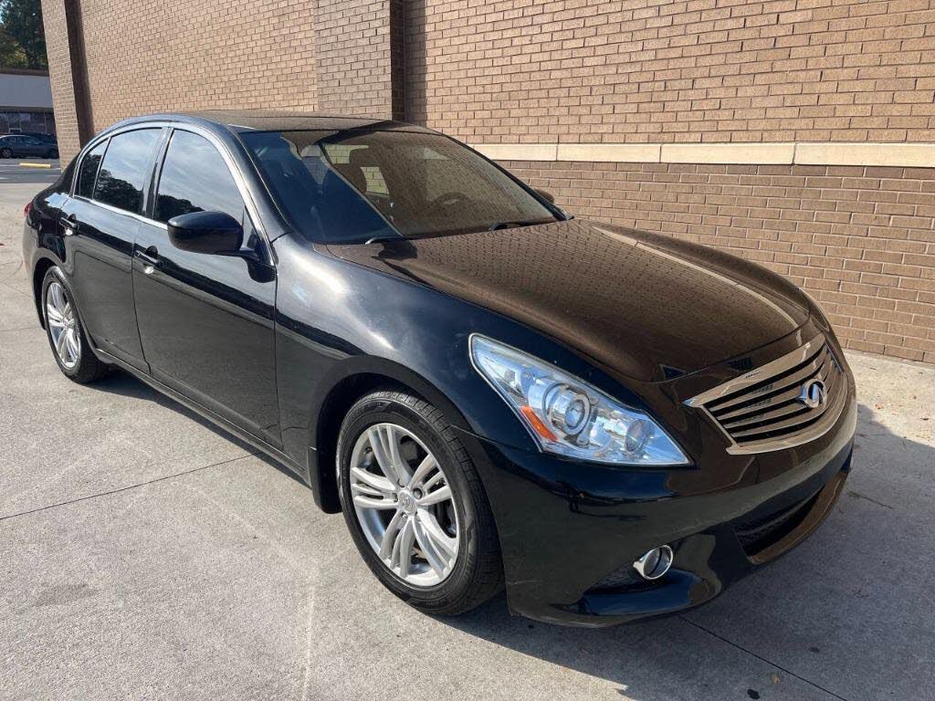 2015 INFINITI Q40 3.7 RWD