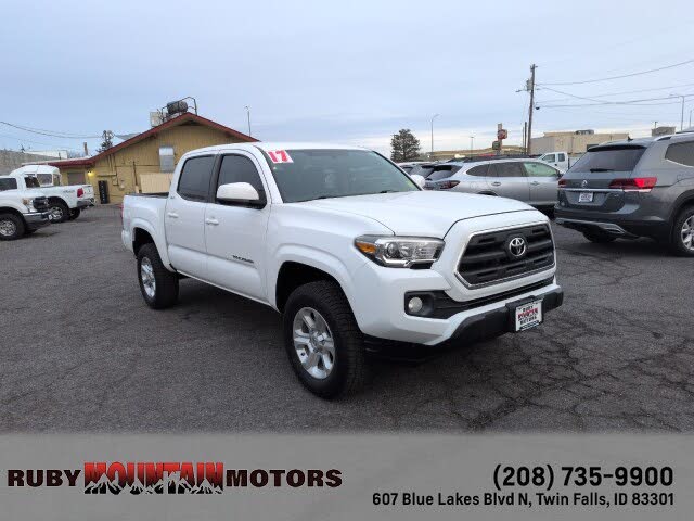 2017 Toyota Tacoma SR I4 Double Cab RWD