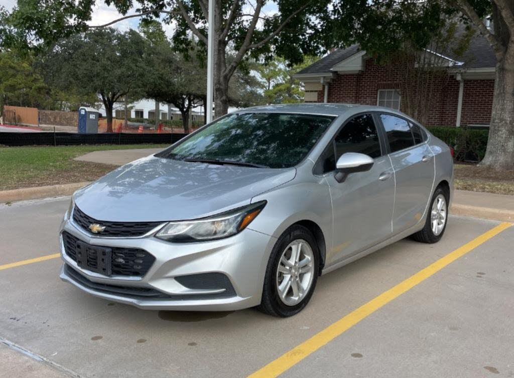 2018 Chevrolet Cruze LT Sedan FWD
