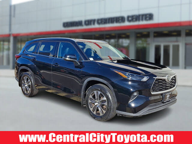 2022 Toyota Highlander XLE AWD