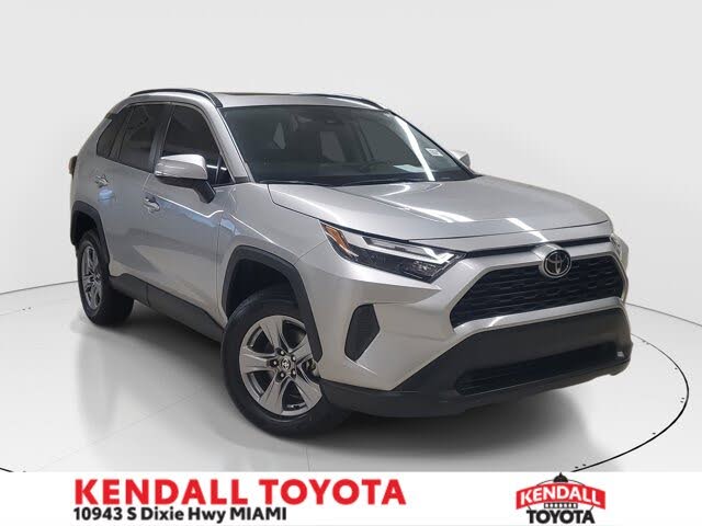 2022 Toyota RAV4 XLE FWD