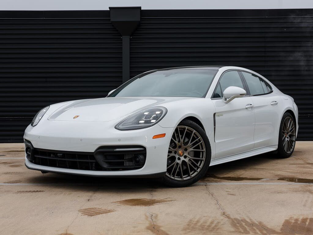 2023 Porsche Panamera 4 AWD