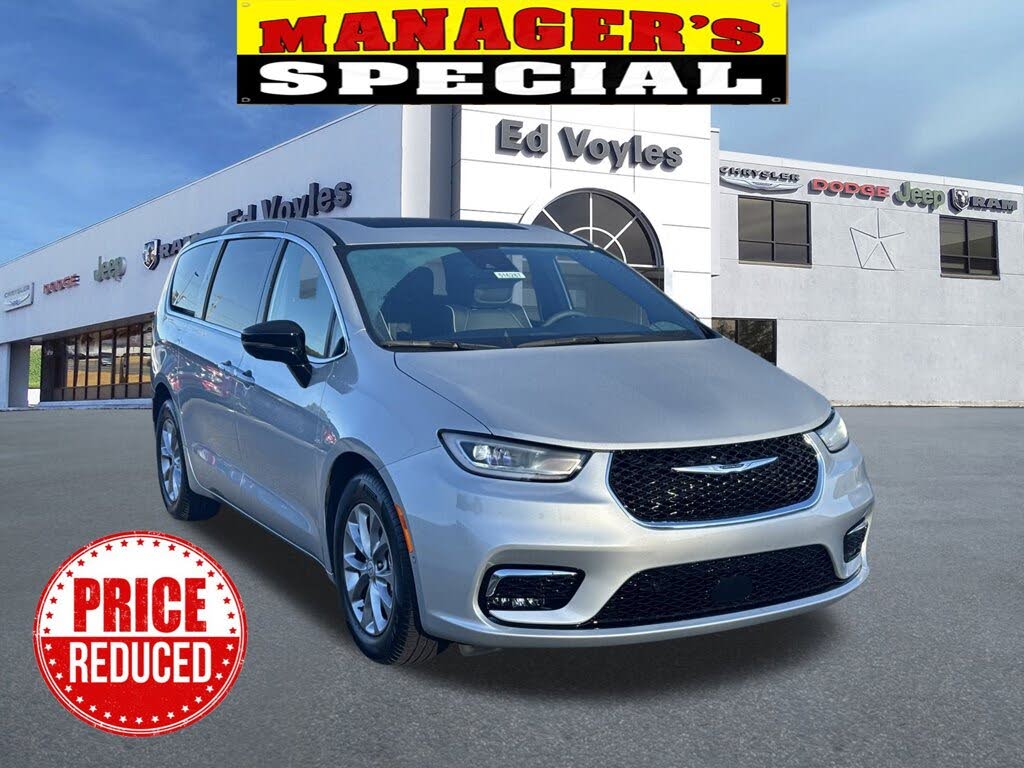 2026 Chrysler Pacifica Limited FWD