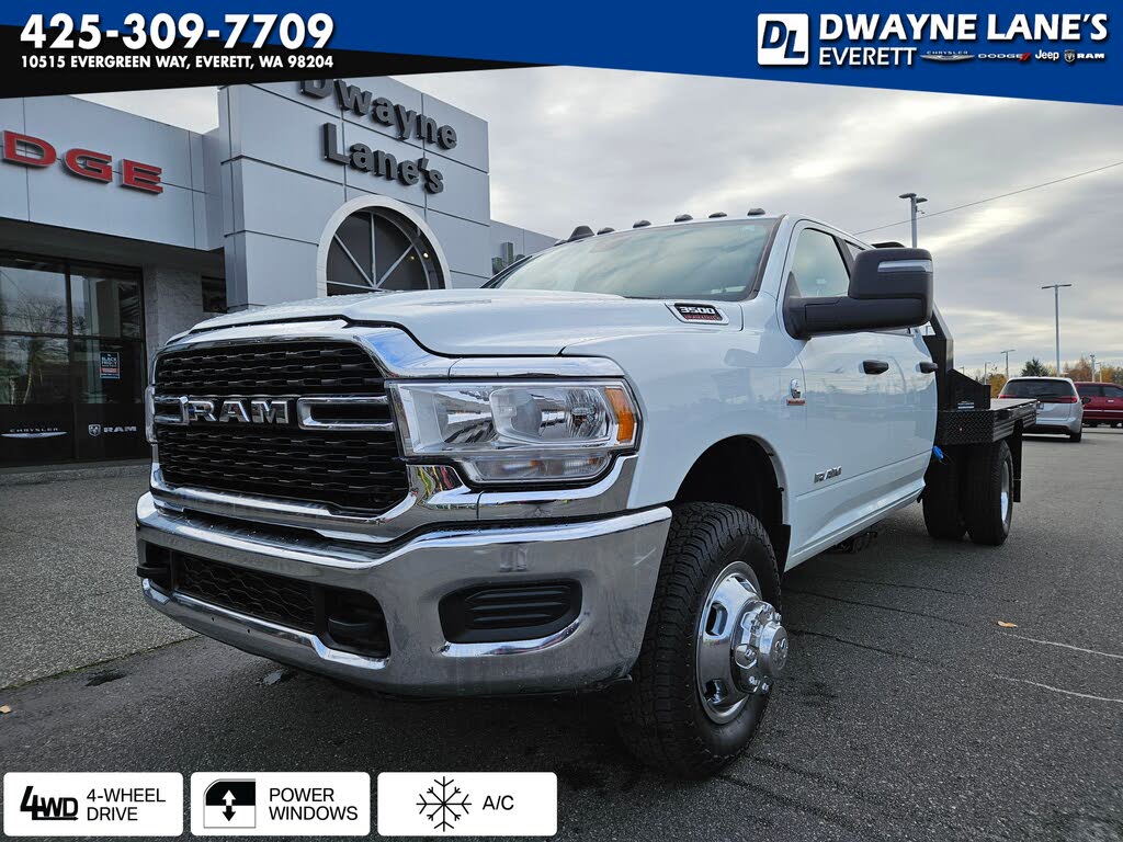 2024 RAM 3500 Chassis SLT Crew Cab LB DRW 4WD