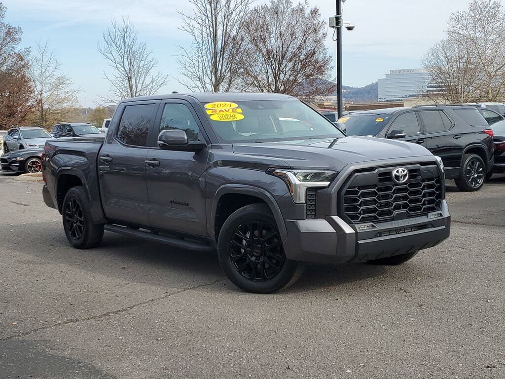 2024 Toyota Tundra SR5 CrewMax Cab 4WD