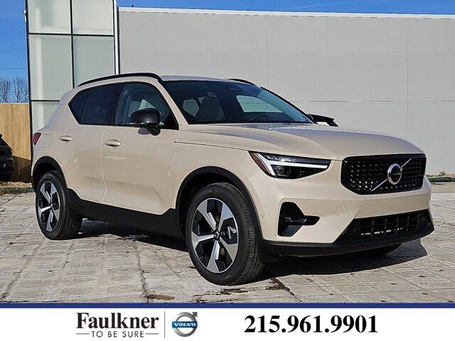 2026 Volvo XC40 B5 Plus AWD