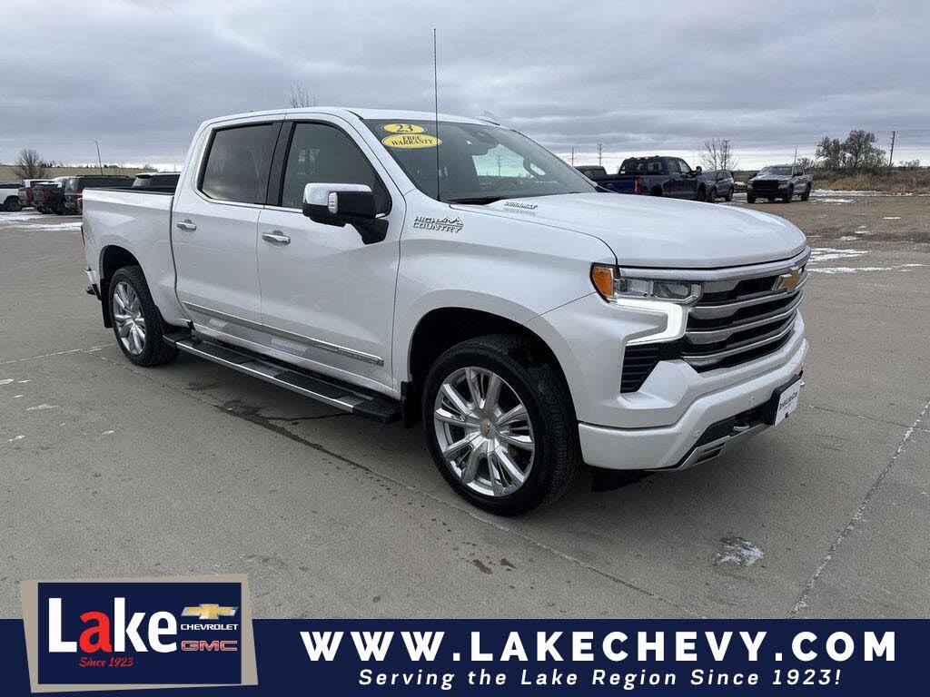 2023 Chevrolet Silverado 1500 High Country Crew Cab 4WD
