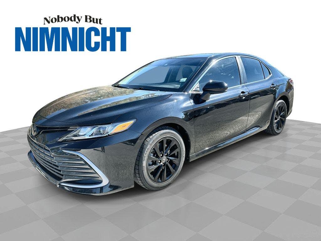 2023 Toyota Camry LE FWD