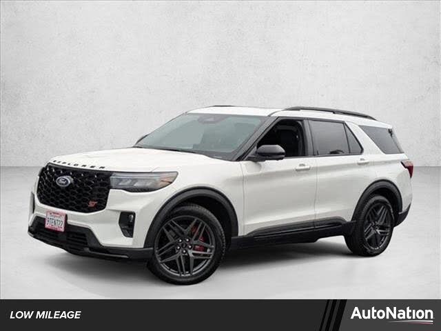 2025 Ford Explorer ST AWD