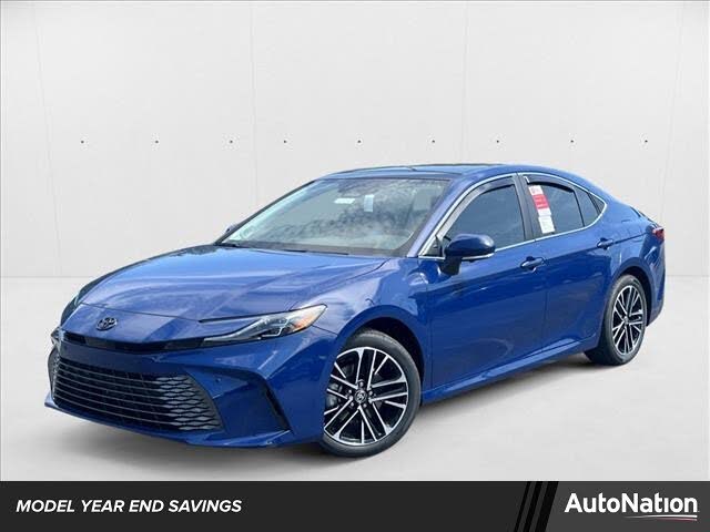 2025 Toyota Camry XLE FWD