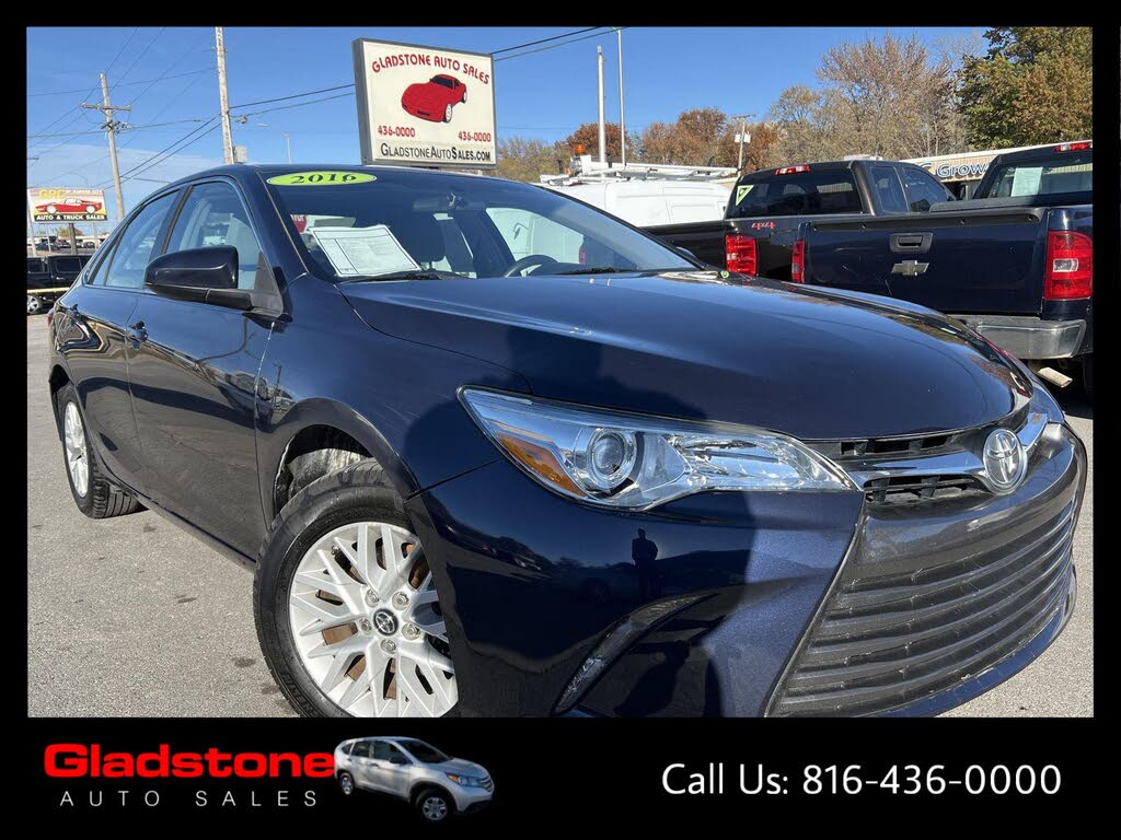 2016 Toyota Camry LE