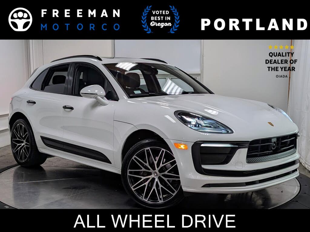 2023 Porsche Macan T AWD