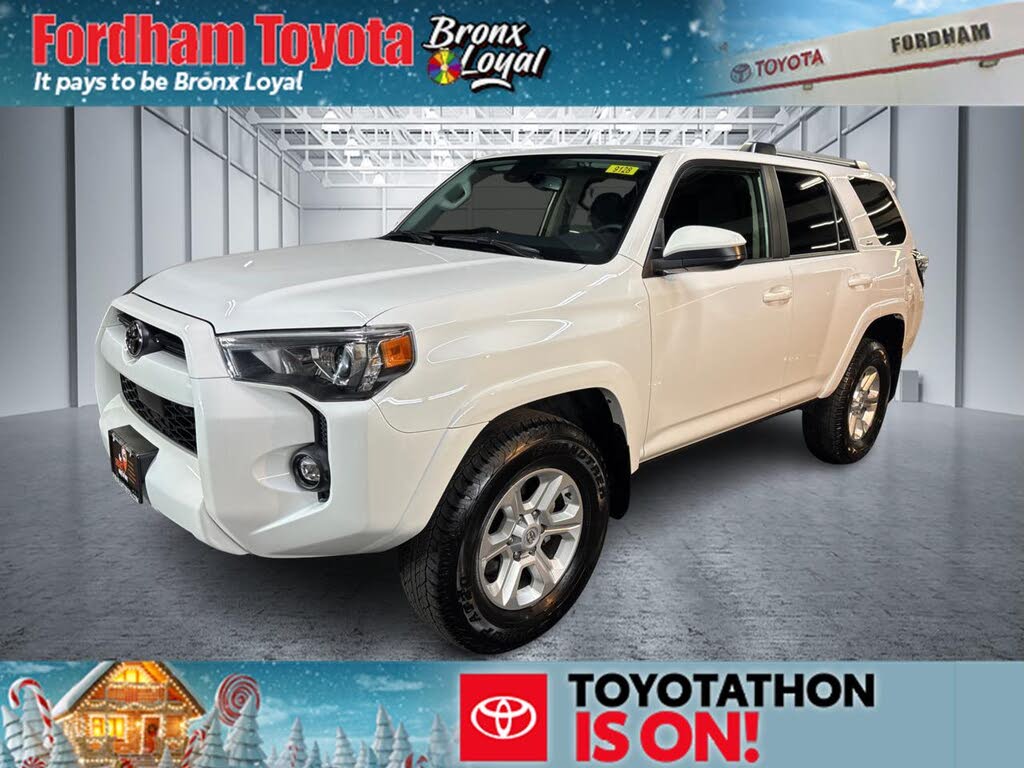 2024 Toyota 4Runner SR5 4WD