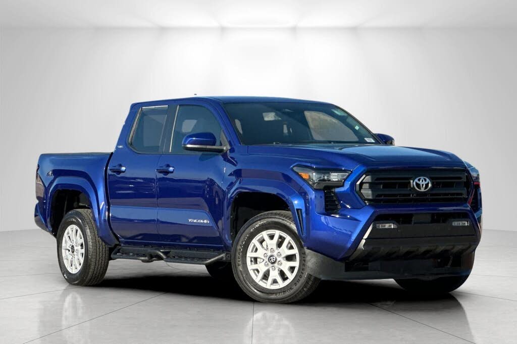 2024 Toyota Tacoma SR5 Double Cab 4WD