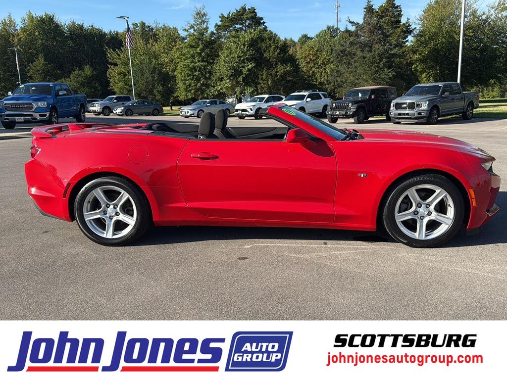 2019 Chevrolet Camaro 1LT Convertible RWD