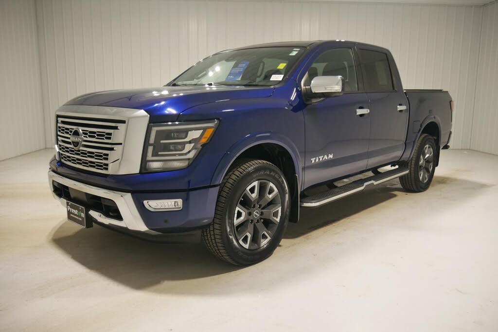 2023 Nissan Titan Platinum Reserve Crew Cab 4WD