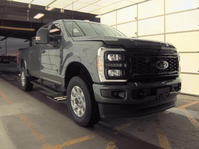 2024 Ford F-250 Super Duty XL Crew Cab 4WD