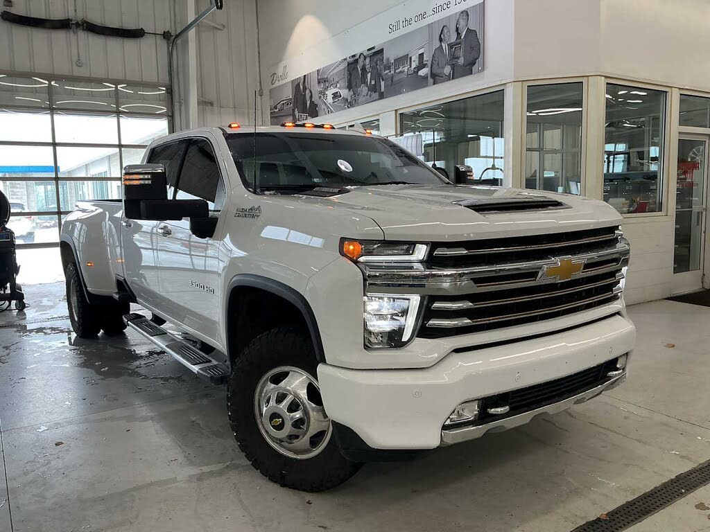 2022 Chevrolet Silverado 3500HD High Country Crew Cab 4WD