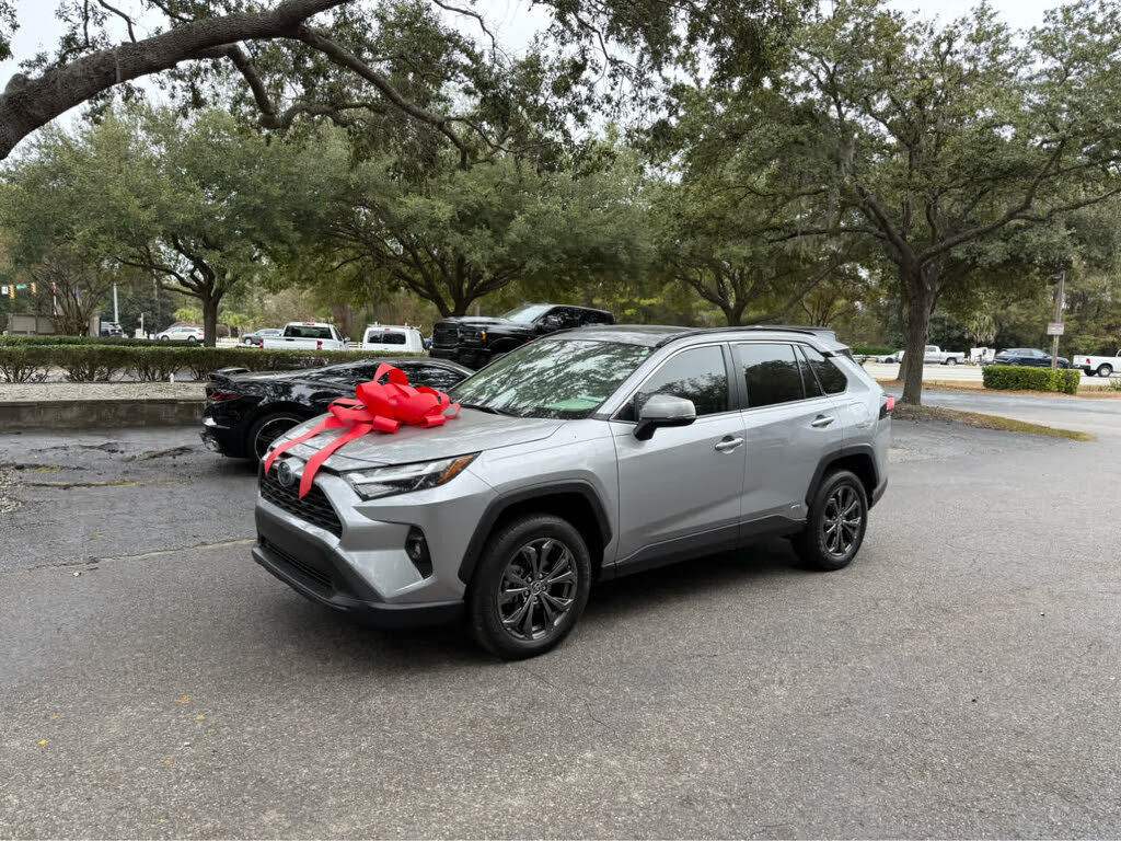 2022 Toyota RAV4 Hybrid XLE Premium AWD
