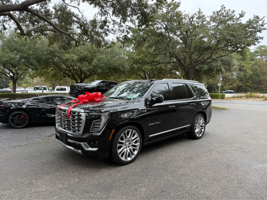 2025 GMC Yukon Denali 4WD