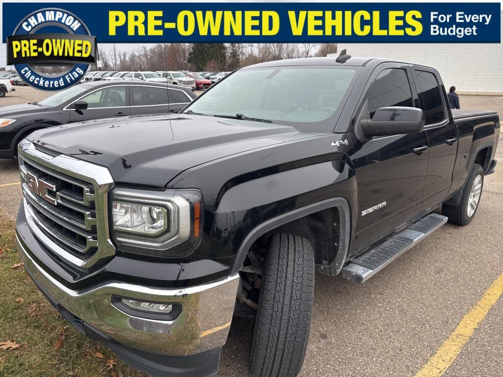 2017 GMC Sierra 1500 SLE Double Cab 4WD
