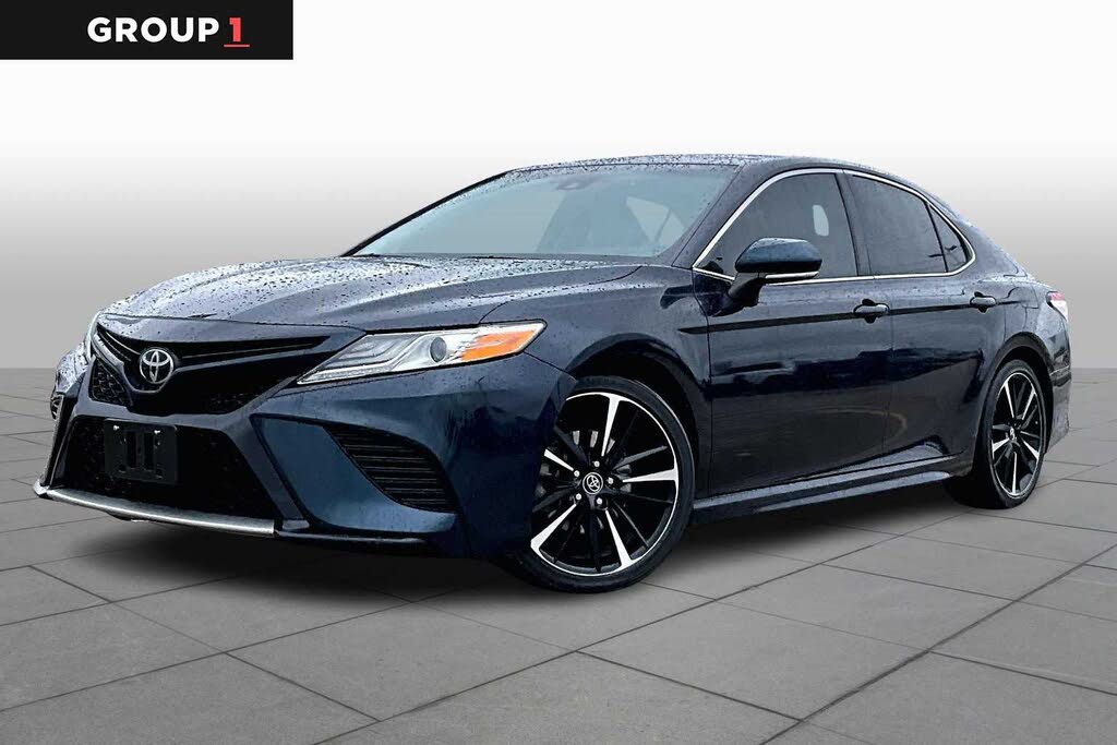 2020 Toyota Camry XSE V6 FWD