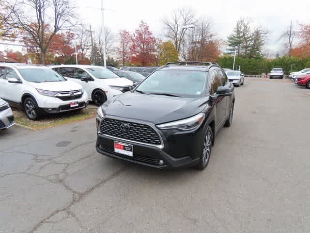 2024 Toyota Corolla Cross XLE AWD