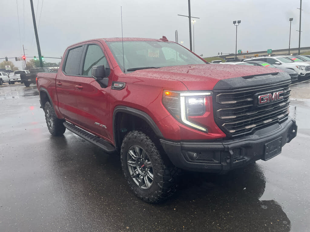 2025 GMC Sierra 1500 AT4X Crew Cab 4WD