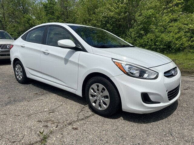 2017 Hyundai Accent SE Sedan FWD