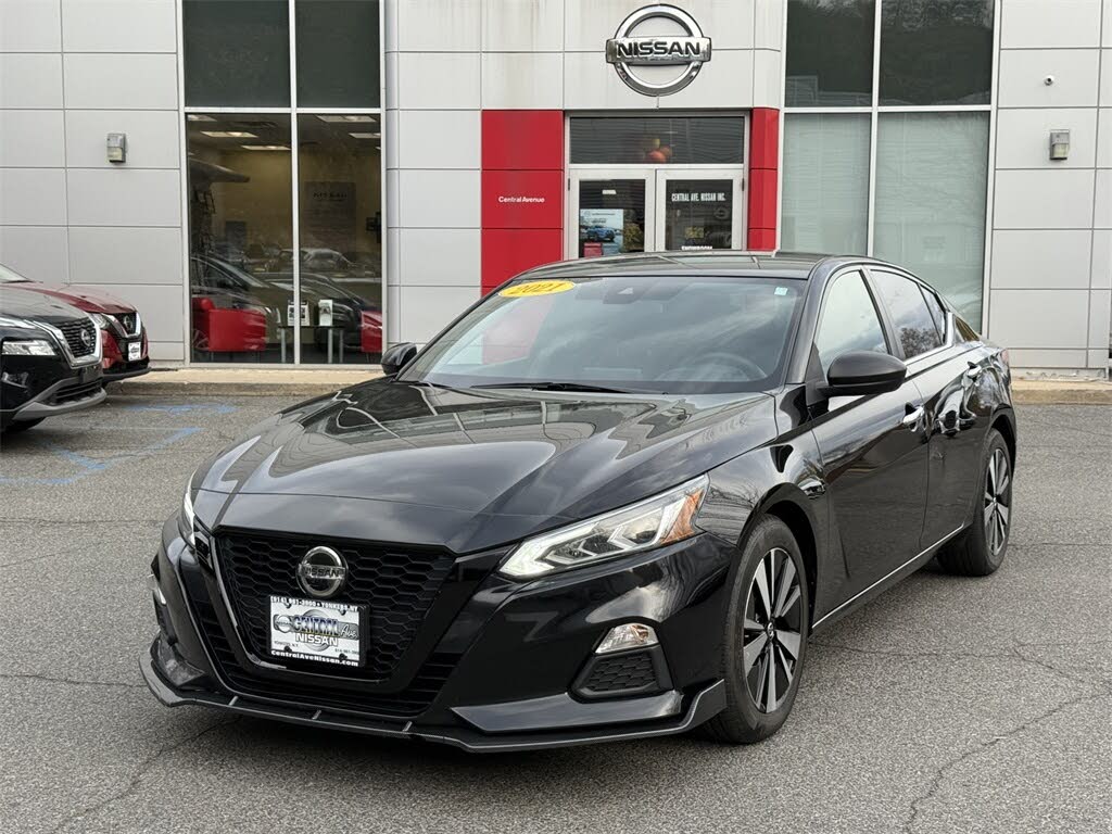 2021 Nissan Altima 2.5 SV FWD