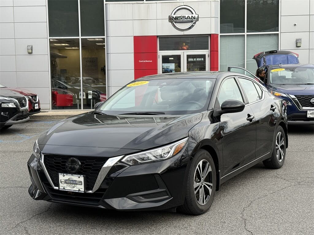 2022 Nissan Sentra SV FWD