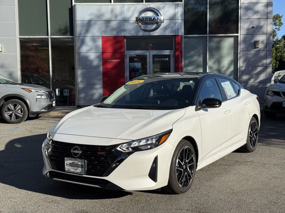 2024 Nissan Sentra SR FWD