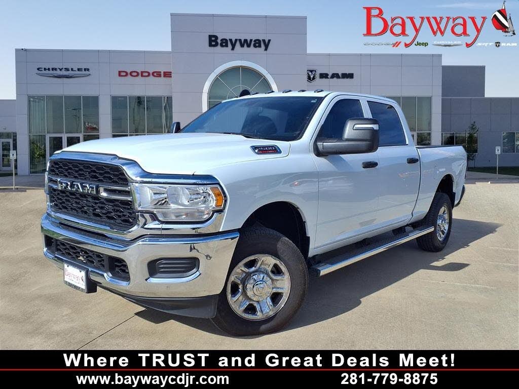 2024 RAM 2500 Tradesman Crew Cab 4WD
