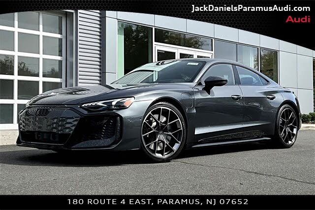 2025 Audi RS e-tron GT quattro Performance