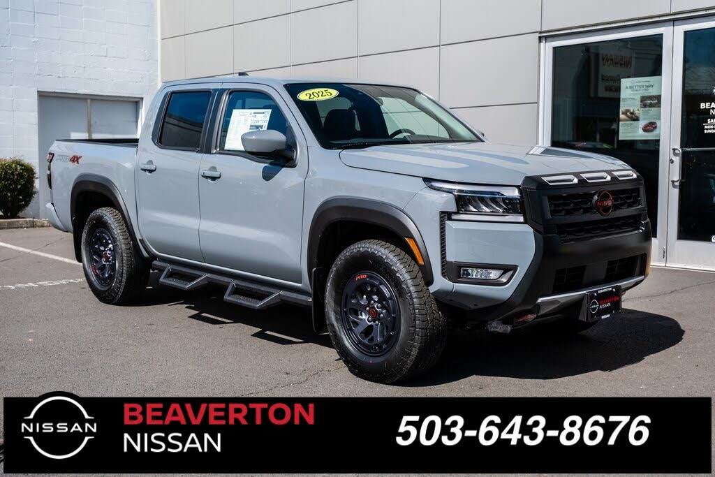 2025 Nissan Frontier PRO-4X Crew Cab 4WD