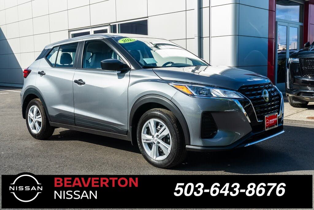 2025 Nissan Kicks Play S FWD