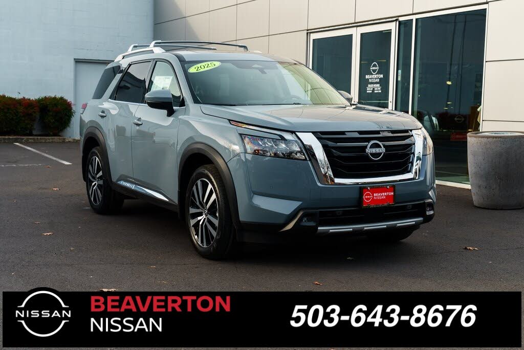 2025 Nissan Pathfinder Platinum 4WD