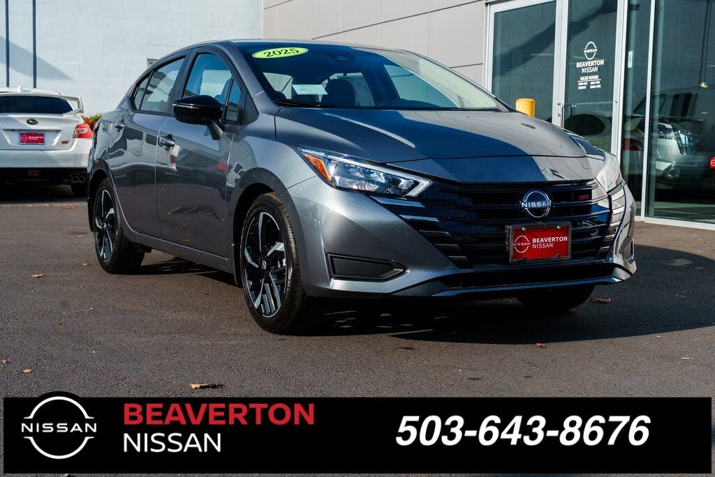 2025 Nissan Versa SR FWD