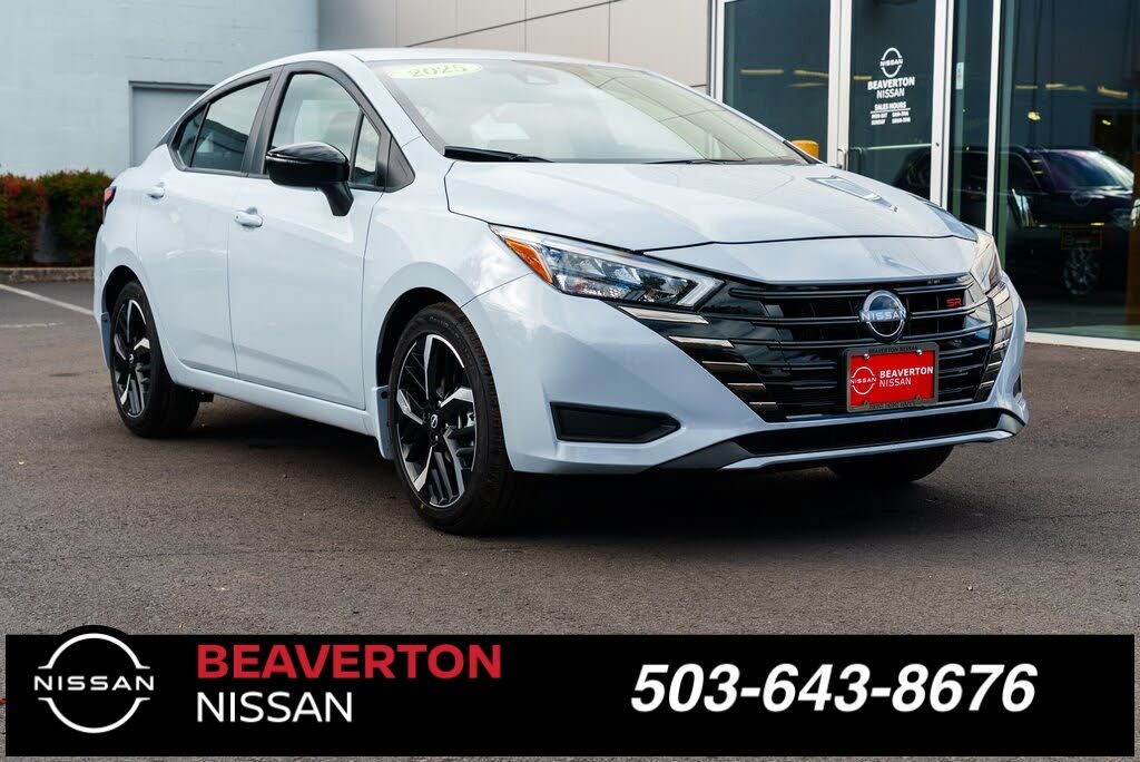 2025 Nissan Versa SR FWD