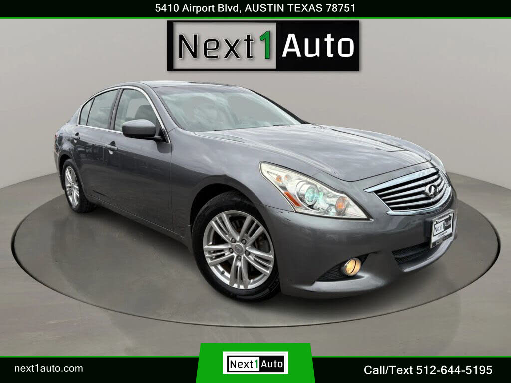 2011 INFINITI G37 Journey Sedan RWD