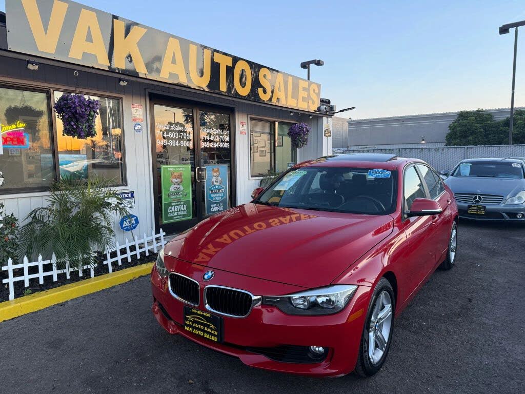 2012 BMW 3 Series 328i Sedan RWD