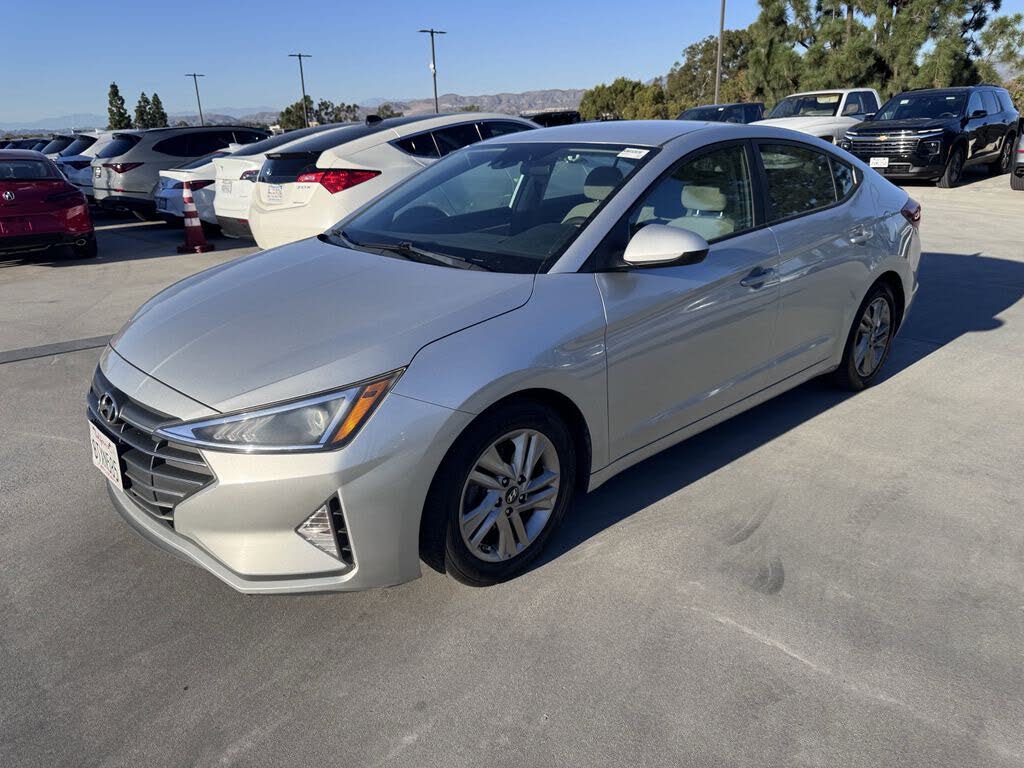 2019 Hyundai Elantra SEL FWD