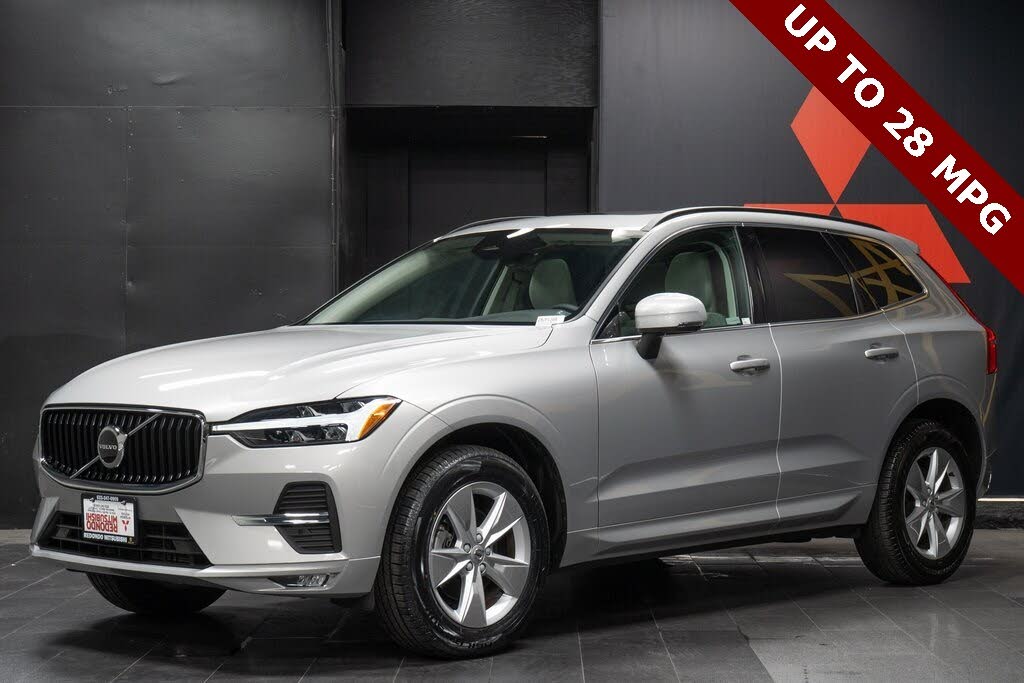 2022 Volvo XC60 B5 Momentum AWD