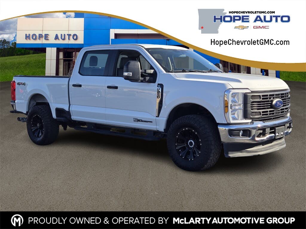2024 Ford F-250 Super Duty XL Crew Cab 4WD