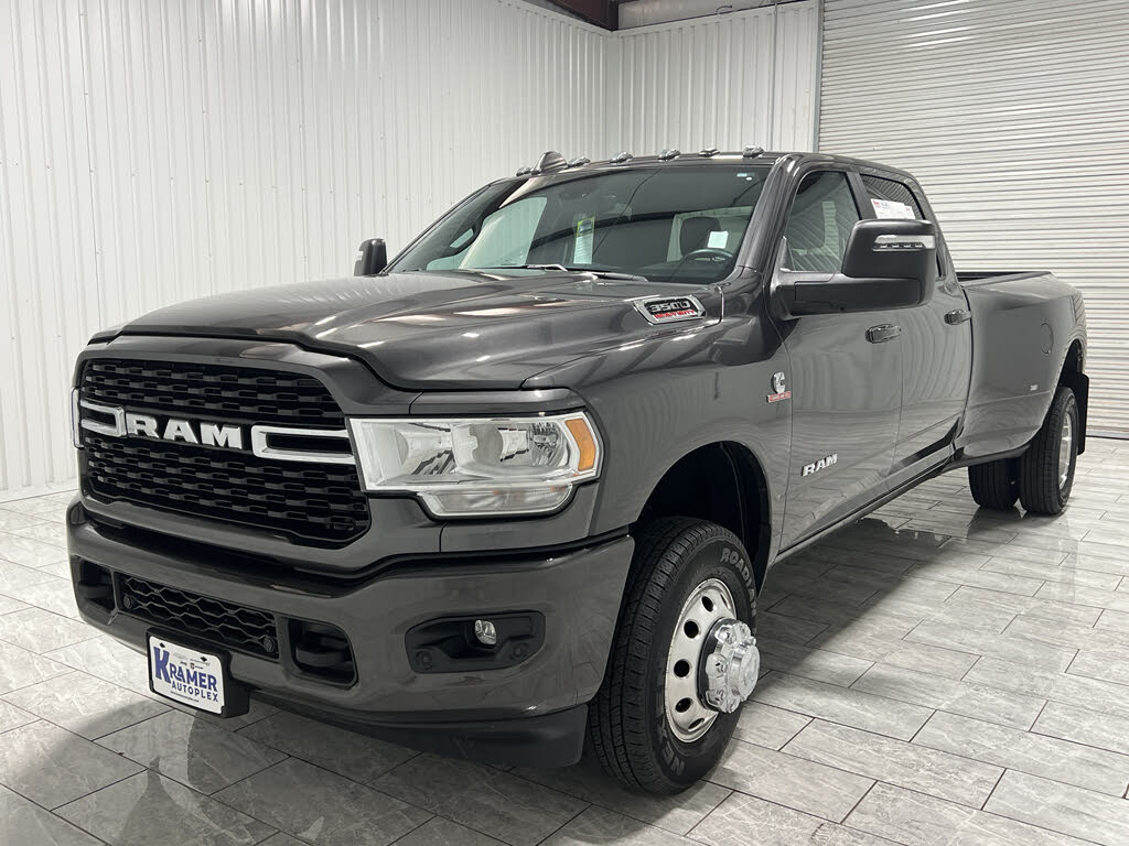 2024 RAM 3500 Big Horn Crew Cab LB DRW 4WD