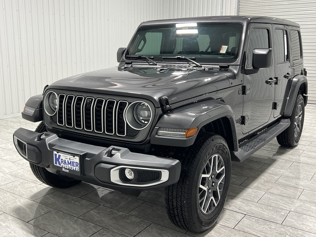 2025 Jeep Wrangler Sahara 4-Door 4WD
