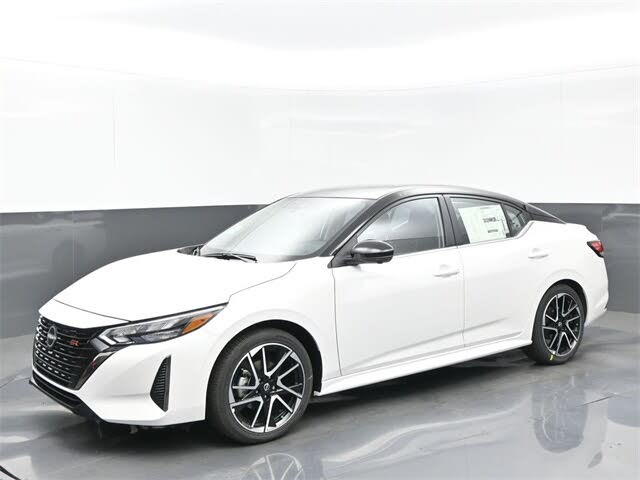 2025 Nissan Sentra SR FWD